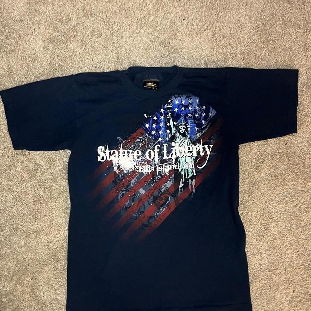 Statue of Liberty Ellis Island NY American Flag Graphic T-Shirt Navy Blue Small
